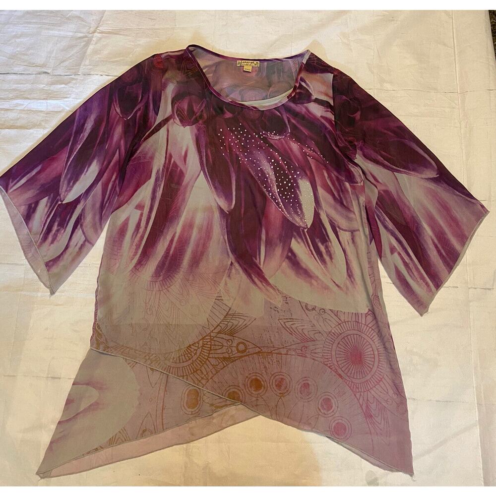 Energe World Wear 3/4 Sleeve Multicolored Sheer Lined Purple Women’s Top Size M‎